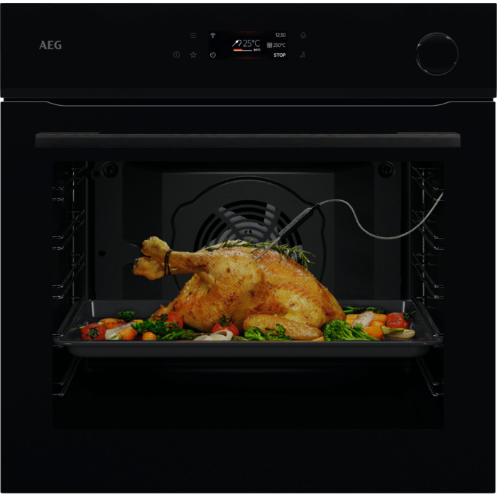 Orkaitė 7000 serija MealAssist with SteamCrisp su maisto termometru