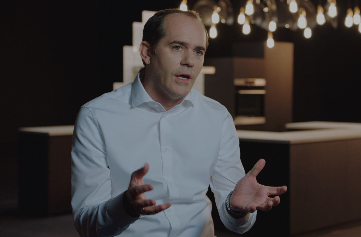 AEG eksperto Simon Bradford nuotrauka